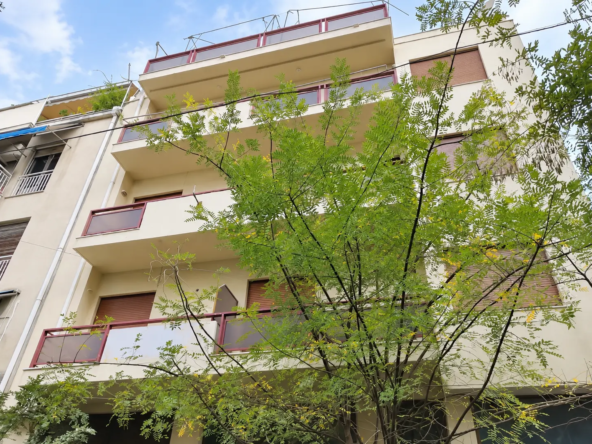 Investment Building